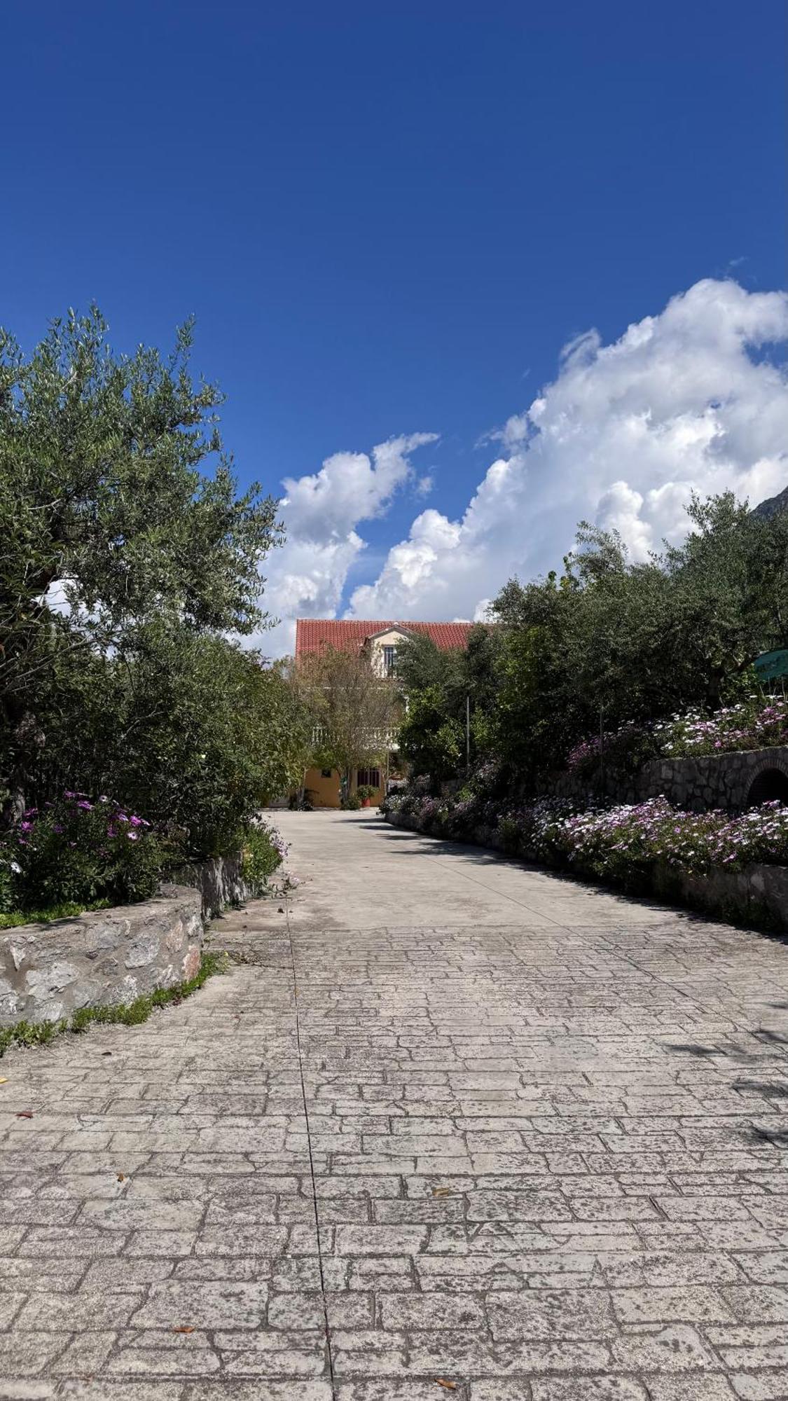 Verga Apartments&Suites Kalamata Exteriör bild